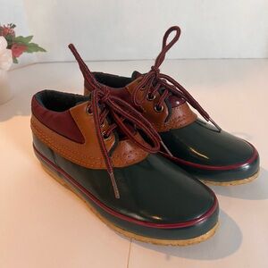 Women’s Green and Brown Woodstock Waterproof Duck Shoes - Sz 6